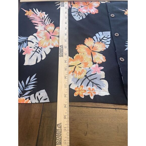 Caribbean Button-Up Shirt Men's Size XL Black Floral Silk Blend Short Sleeves - Picture 6 of 8